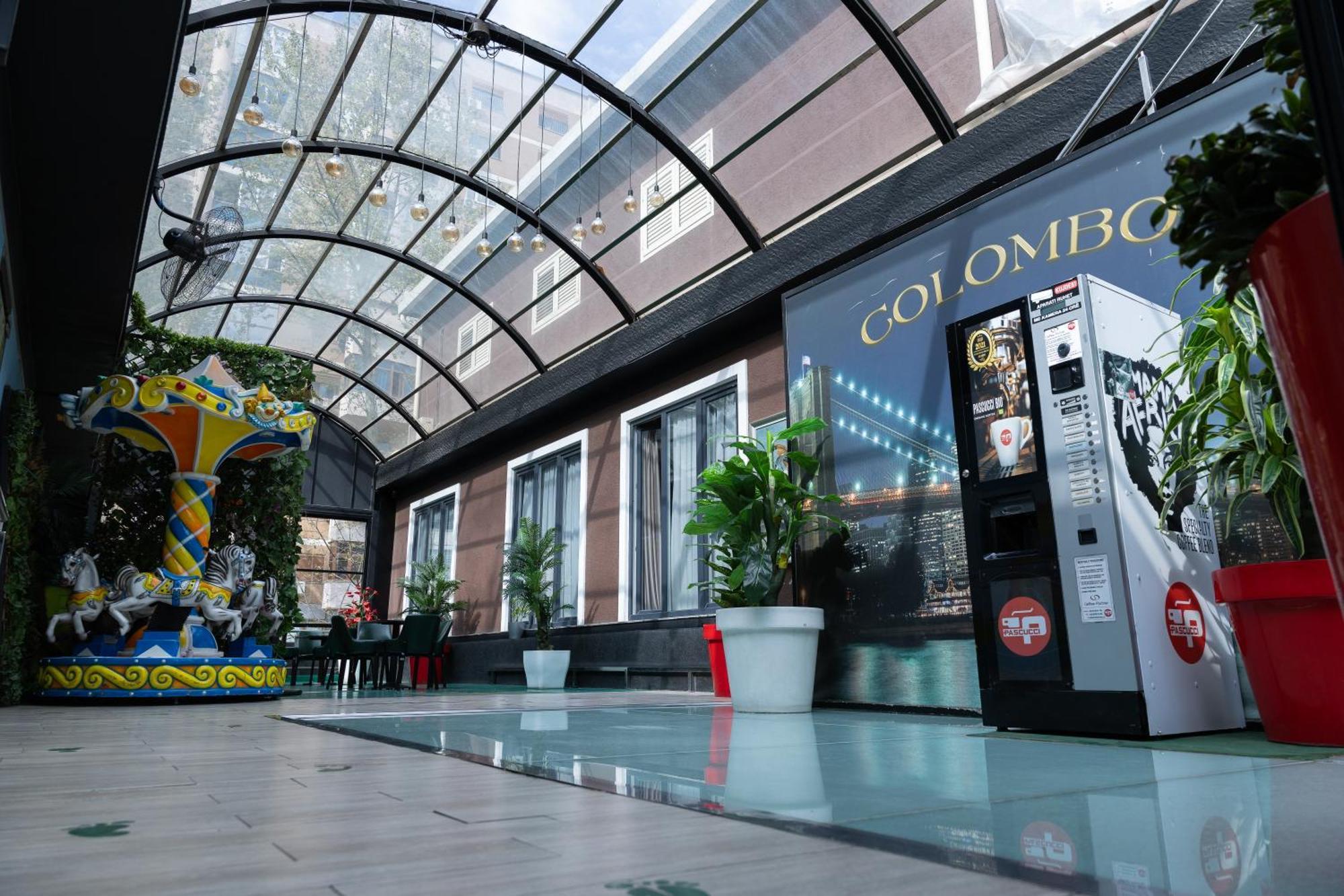 4R Colombo Hotel ティラナ エクステリア 写真
