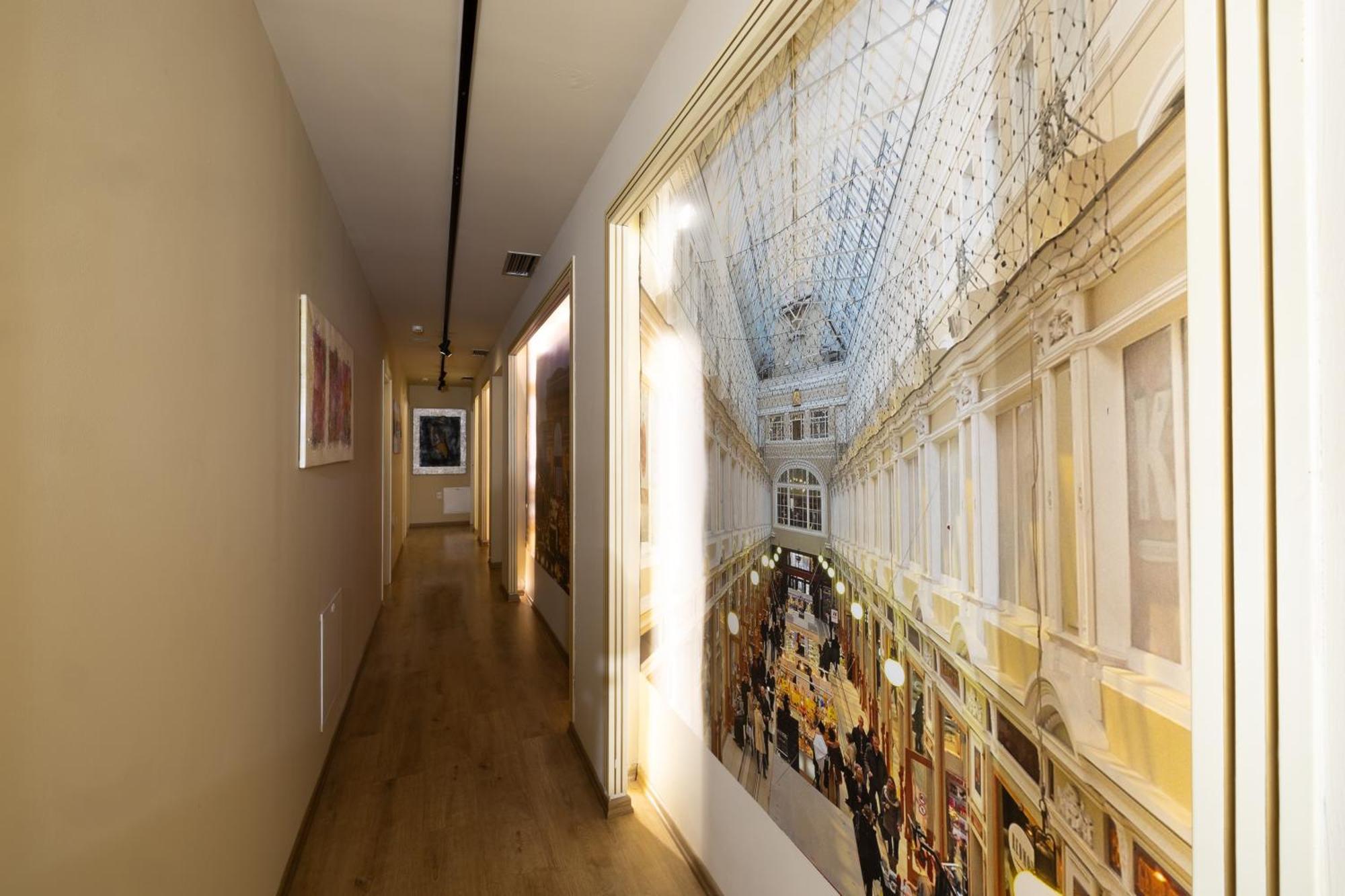 4R Colombo Hotel ティラナ エクステリア 写真