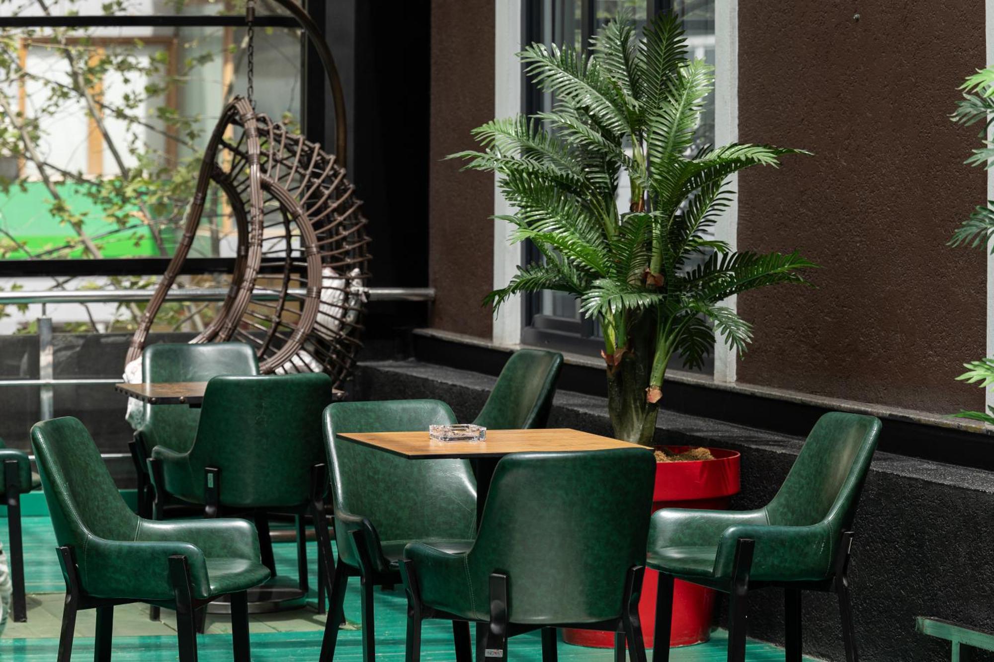 4R Colombo Hotel ティラナ エクステリア 写真